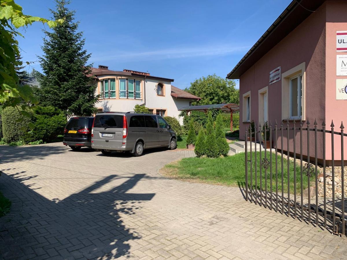 Medison Family Boutique B&B Kielce Exterior photo
