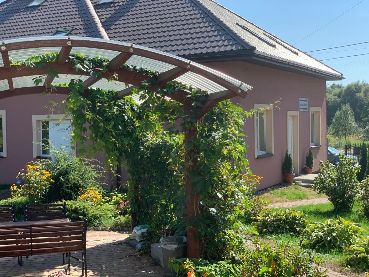 Medison Family Boutique B&B Kielce Exterior photo