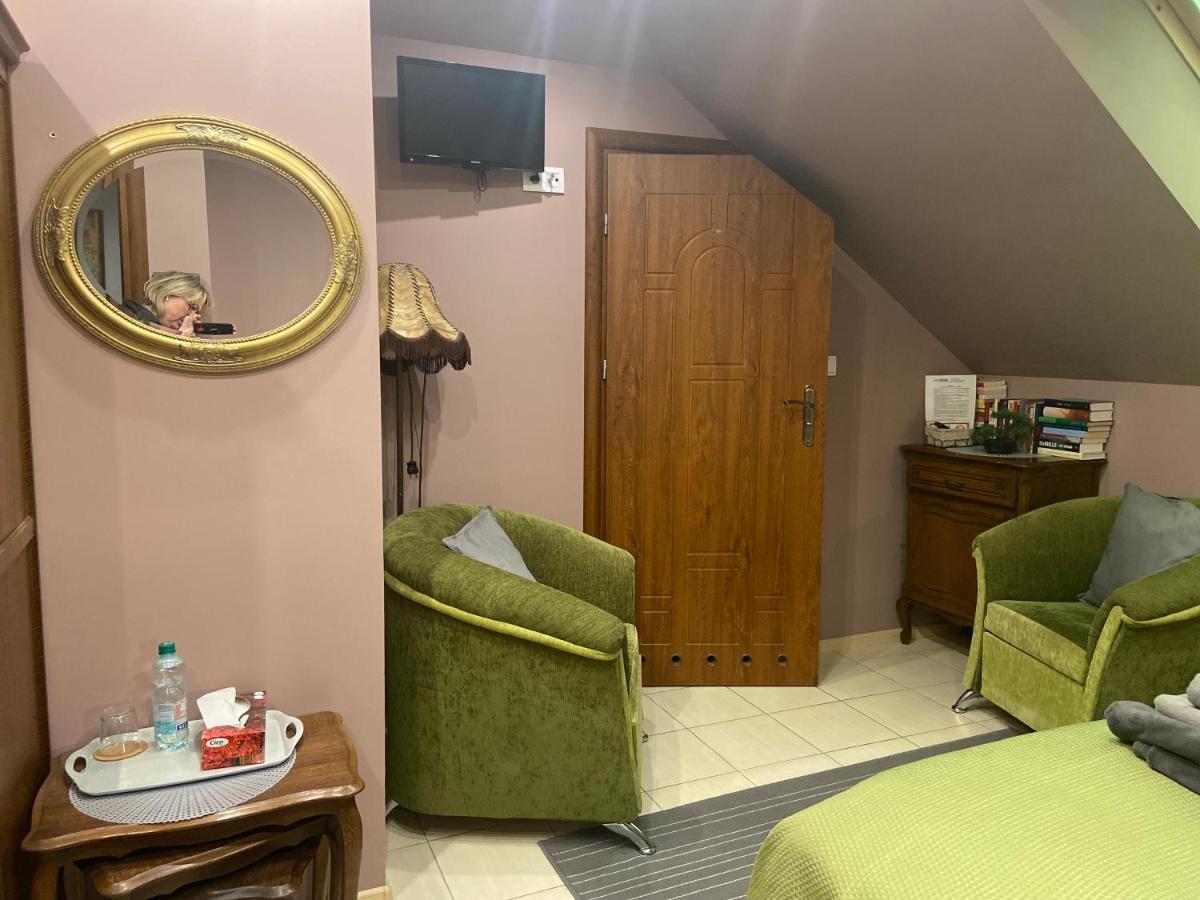 Medison Family Boutique B&B Kielce Exterior photo